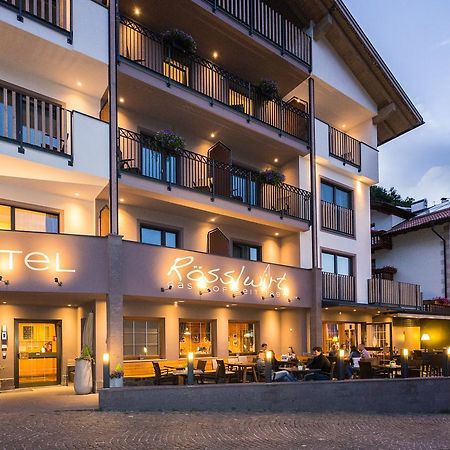 Roesslwirt Hotel Барбиано Екстериор снимка