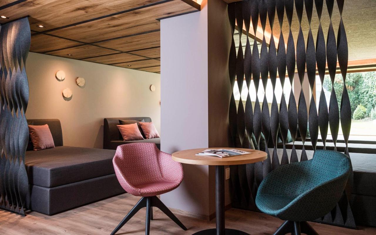 Roesslwirt Hotel Барбиано Екстериор снимка