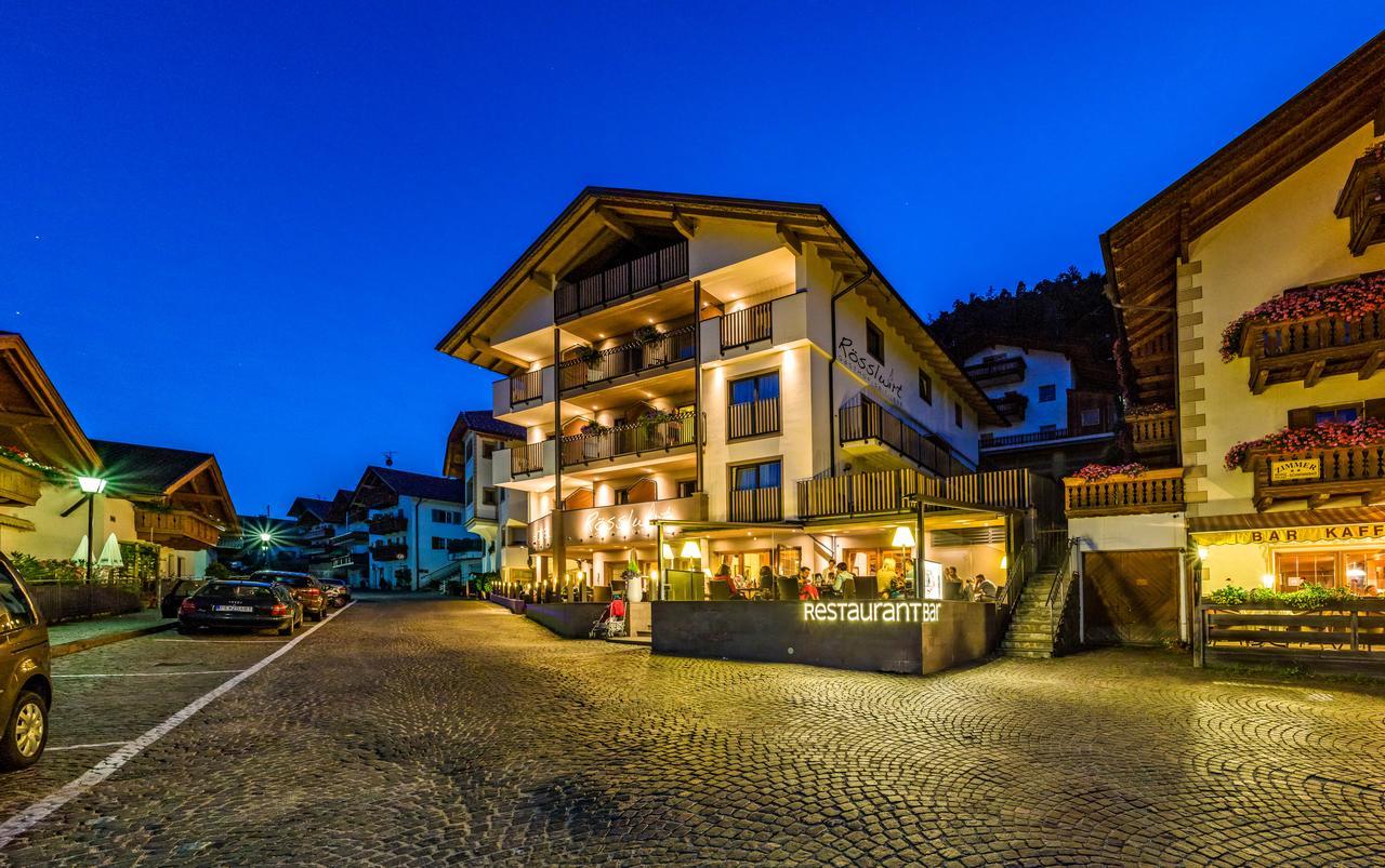 Roesslwirt Hotel Барбиано Екстериор снимка