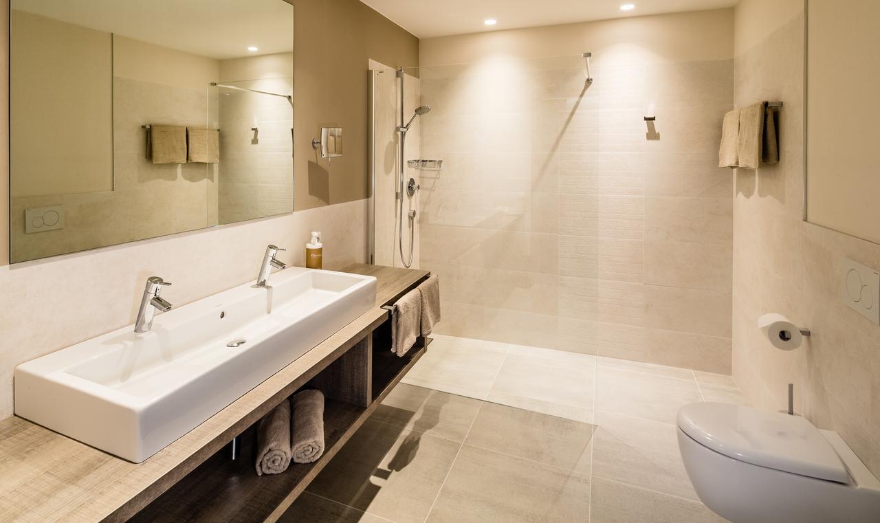 Roesslwirt Hotel Барбиано Екстериор снимка